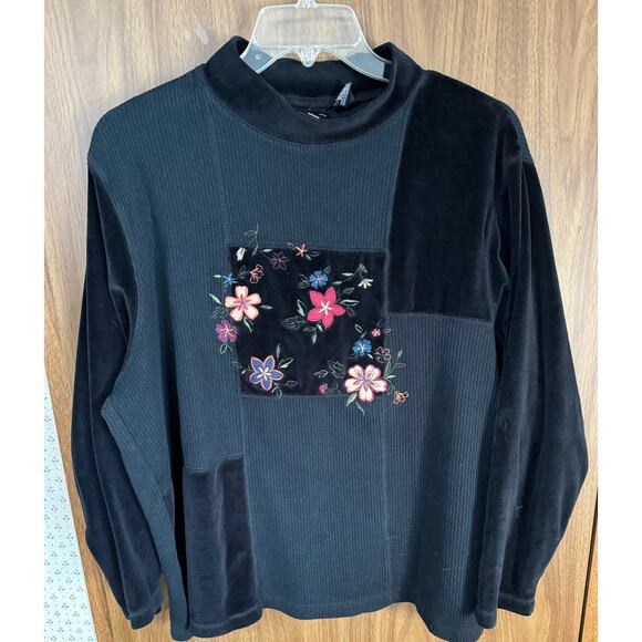 Ladies Plus Erika Black Floral Knit Velour Top - 3X - Picture 1 of 4